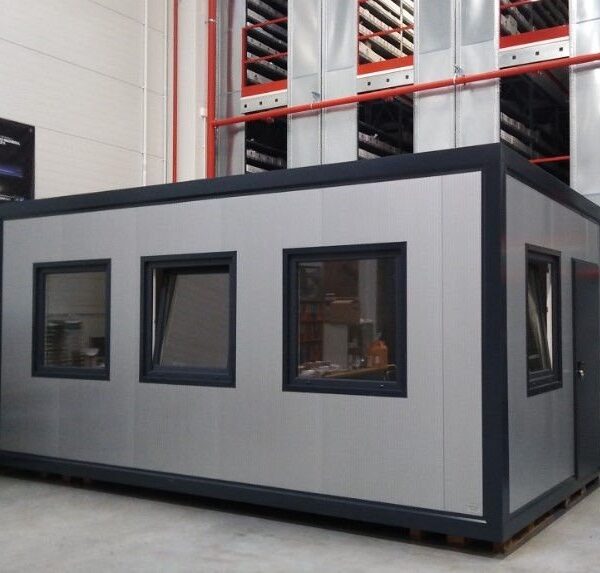 Container Ufficio Monoblocco 18m² (6x3m) – Isolamento Termico 100mm (4 Finestre + Riscaldamento)